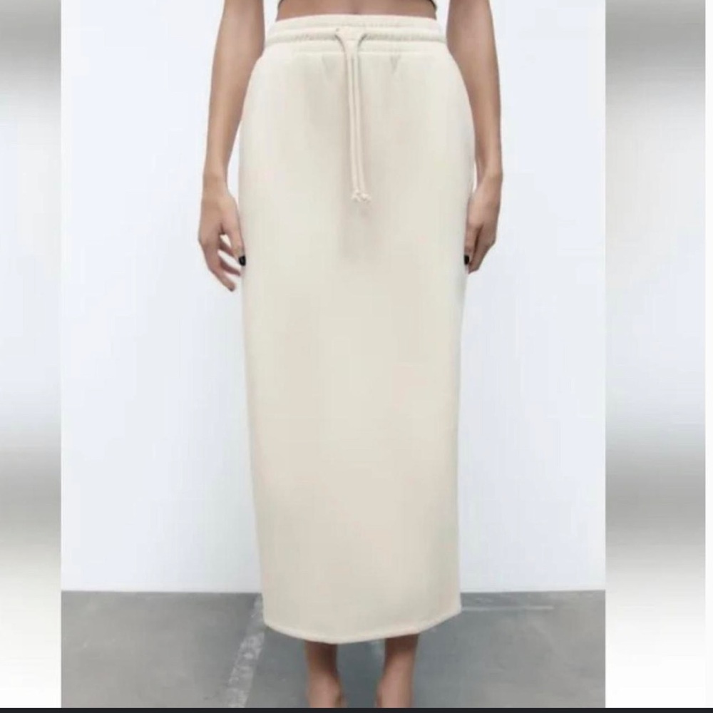 Zara Minimalistic Matching Set - Picture 2 of 10